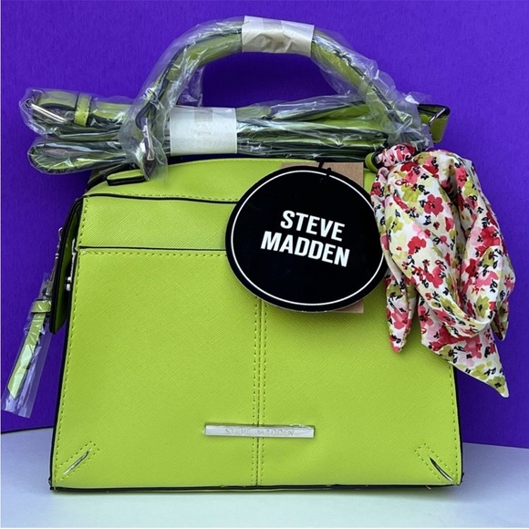 NWT Steve Madden Breese Faux Leather Crossbody Bag - Picture 1 of 7